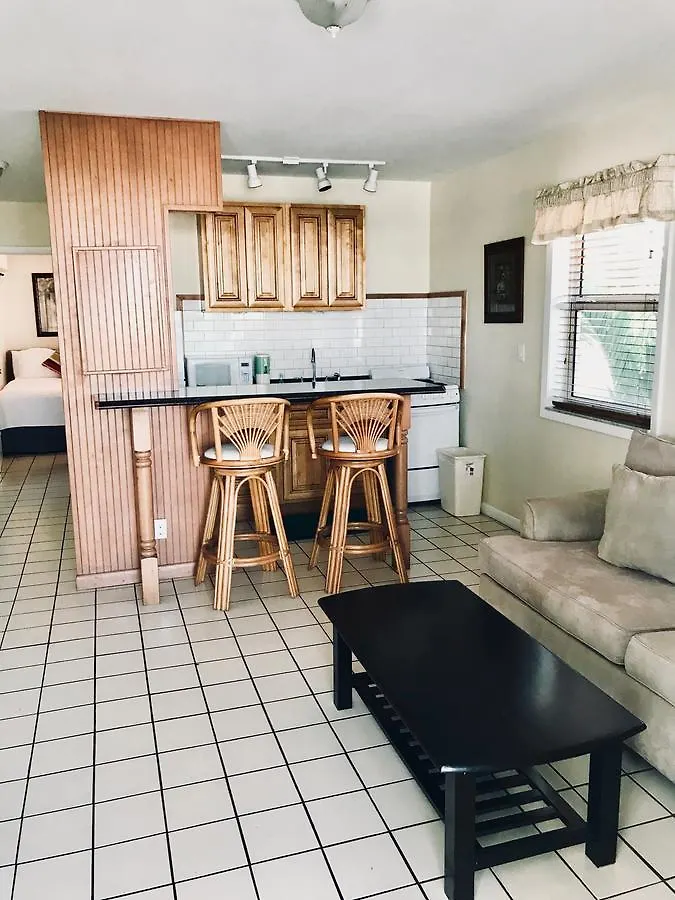 Harborside Motel & Marina Key West